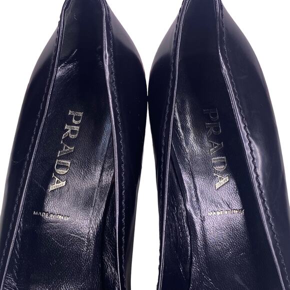 Prada Women’s Black Leather Pointed Toe Kitten Heel Size 37.5 US 7.5 - Picture 10 of 14